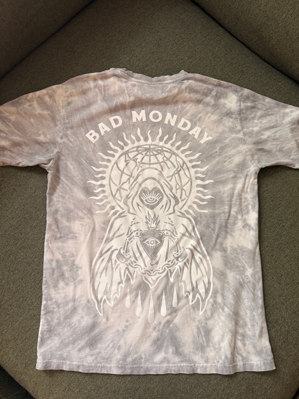 Gray Tie-Dye Graphic Short Sleeve Tee